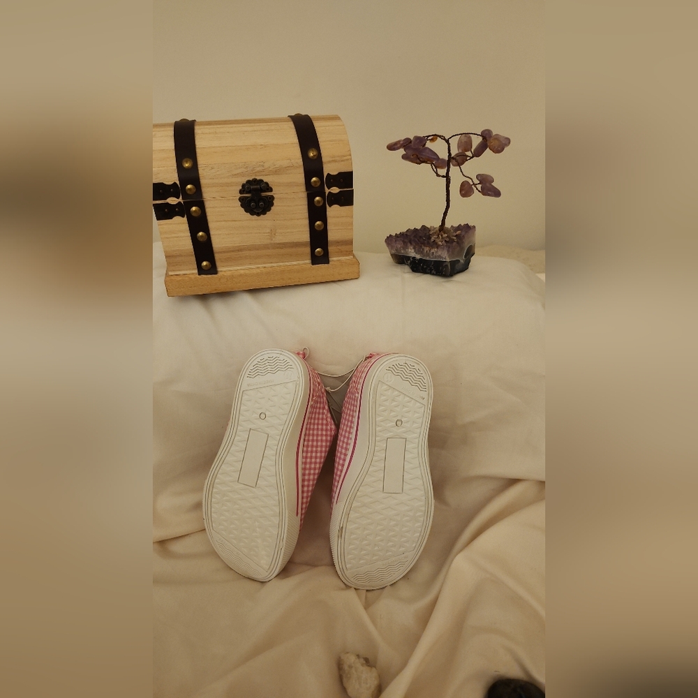 Toddler Girl's Shoe - Picture 4 of 4